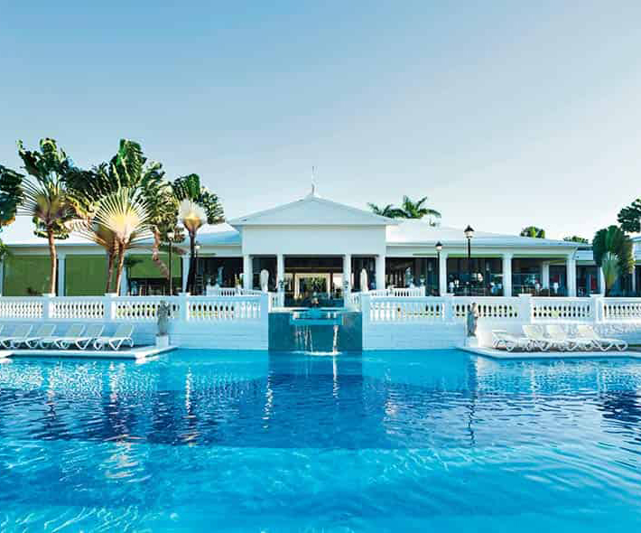 (image for) Hotel RIU Negril Transportation from Montego Bay Airport