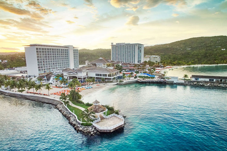 (image for) Moon Palace Transfer from Montego Bay Airport